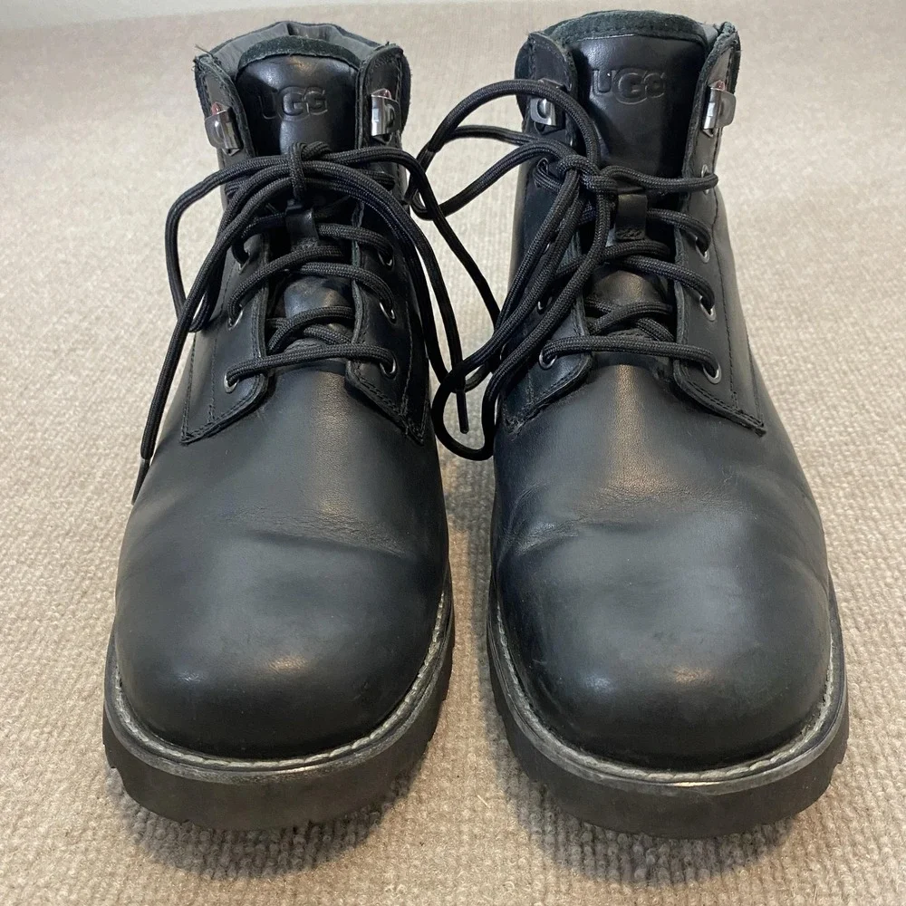 UGG Boots Mens Size 9 Black Leather Waterproof Lined Ankle Snow Winter 1008146